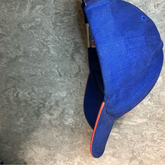 Florida Gators Baseball Cap - Captain’s Collection Velcro Adjustable Size - Picture 4 of 10